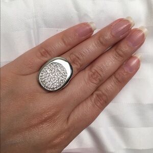 Oval white Austrian Crystal SS ring